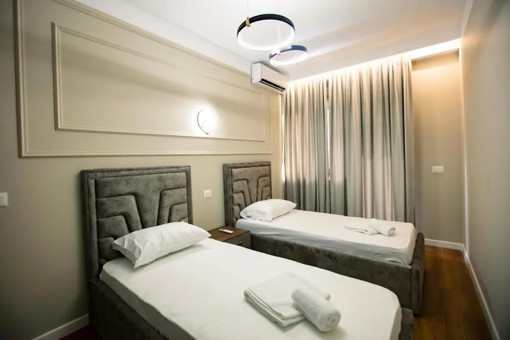 Luxury Apartment At Condor Center Tirana Albanien
