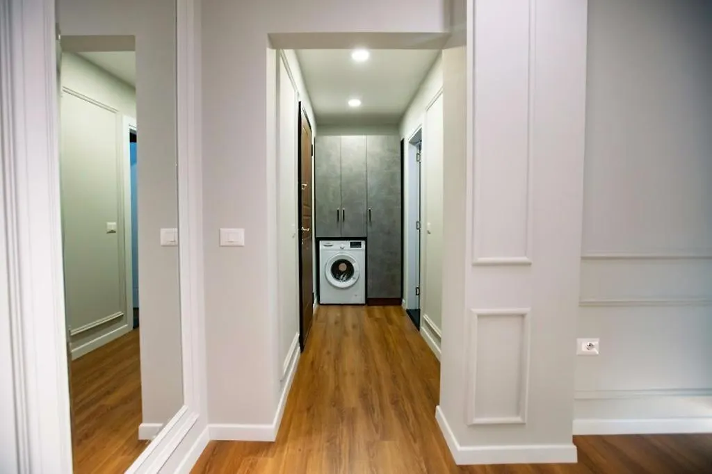 Luxury Apartment At Condor Center Tirana Albanien